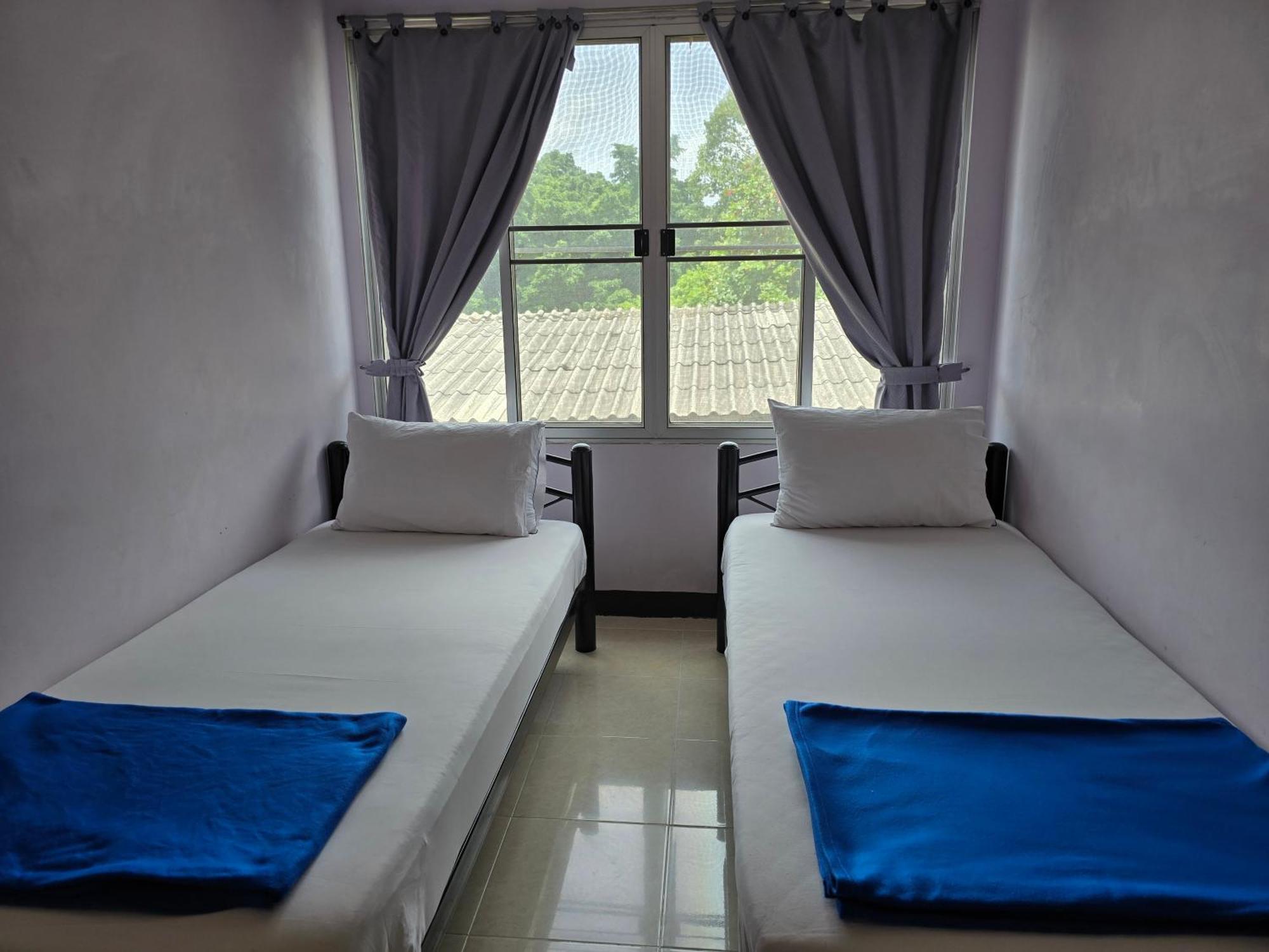 Bella Bella Riverview Bangkok Exteriör bild